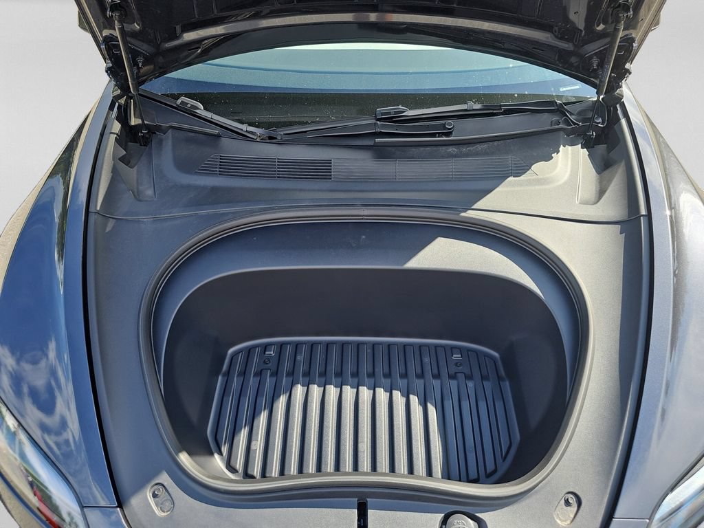 Used 2025 Tesla Model 3 Long Range RWD image 33