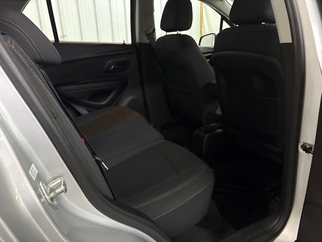 Used 2017 Chevrolet Trax LS FWD image 19