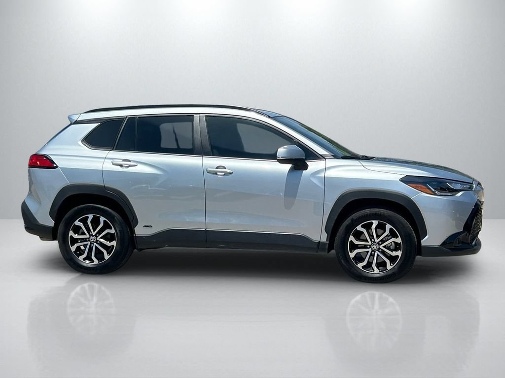 Used 2023 Toyota Corolla Cross AWD Hybrid image 4