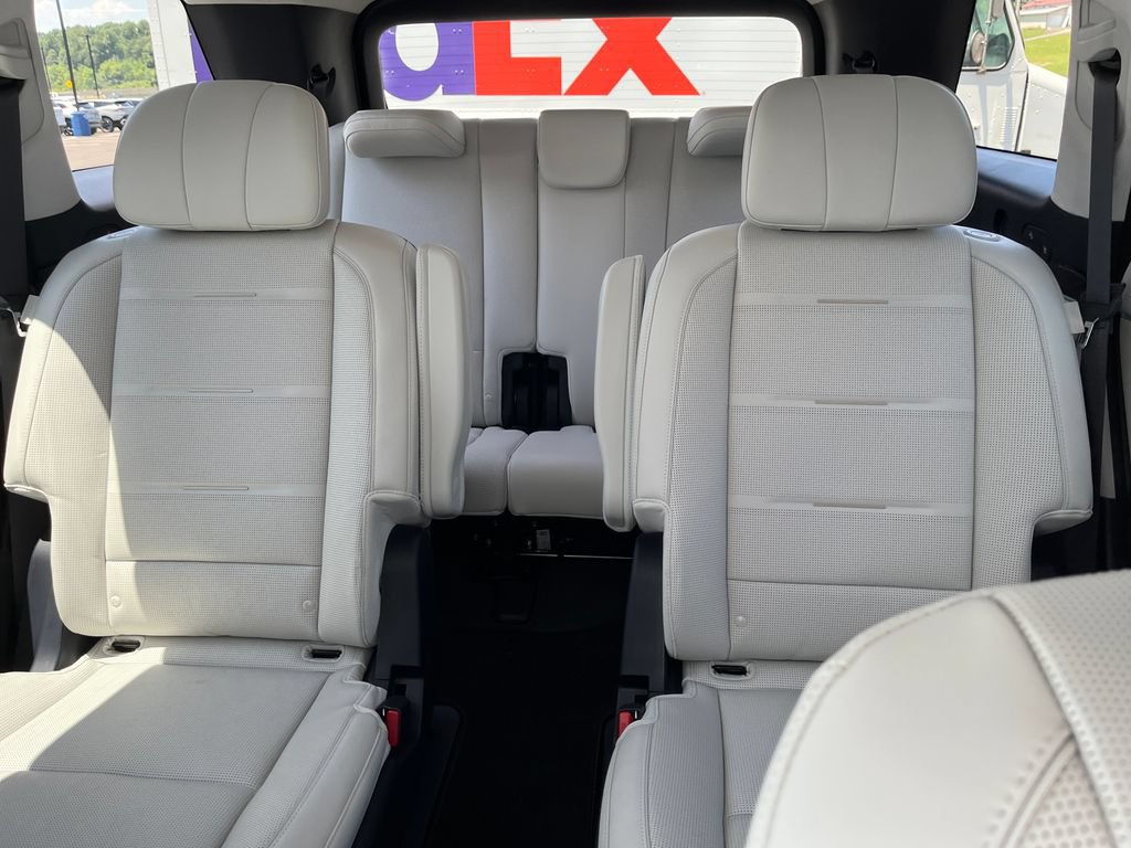 Used 2026 Hyundai Palisade Calligraphy AWD/4WD image 12