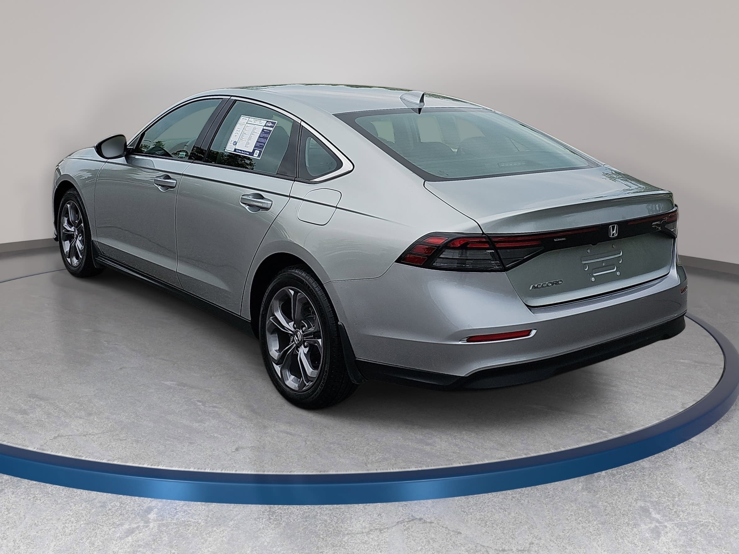 Used 2024 Honda Accord EX image 7