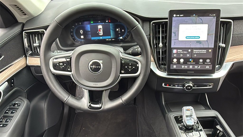 Certified 2025 Volvo XC90 B5 Plus image 8