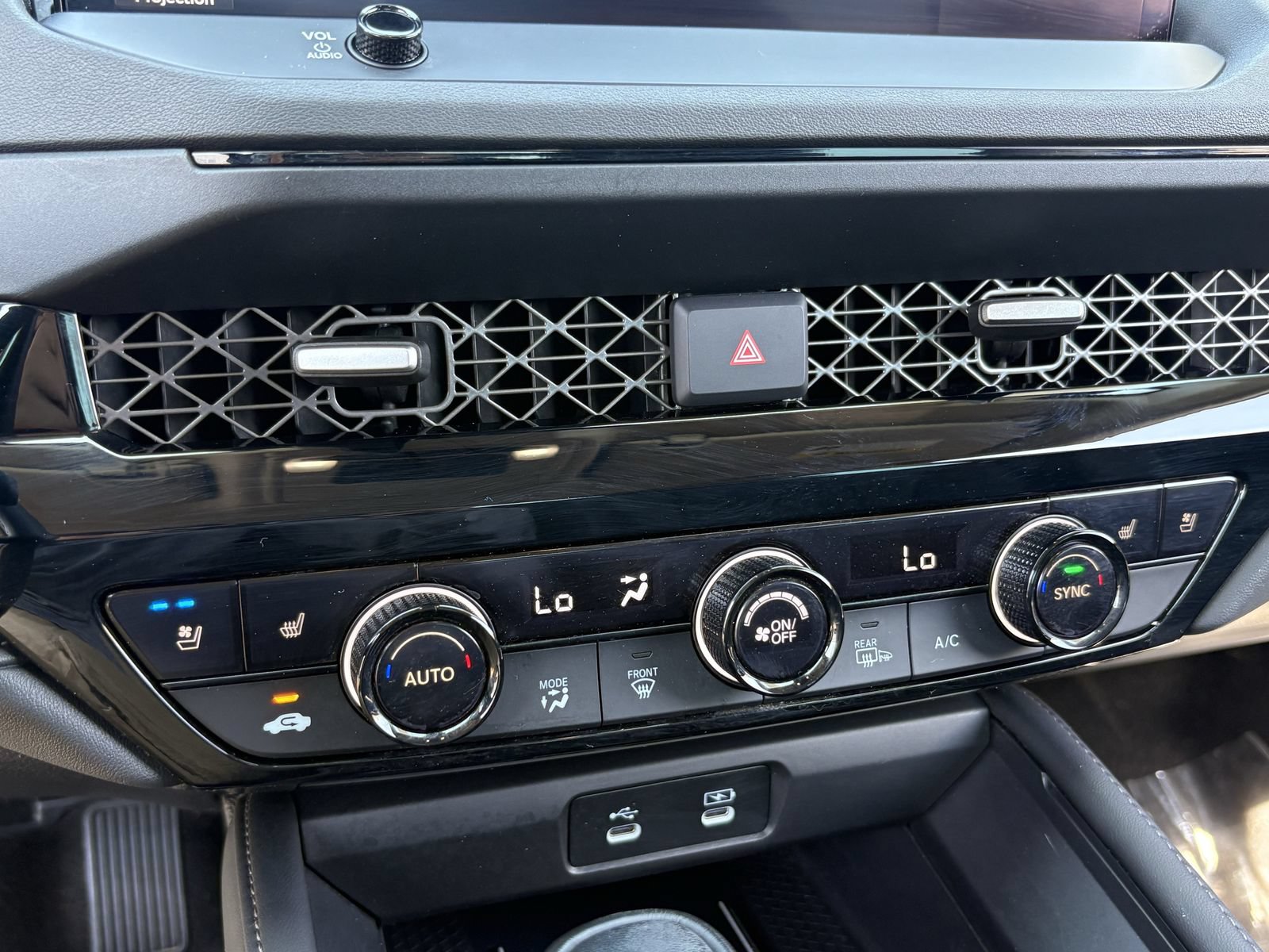 Certified 2023 Honda Accord Touring image 25
