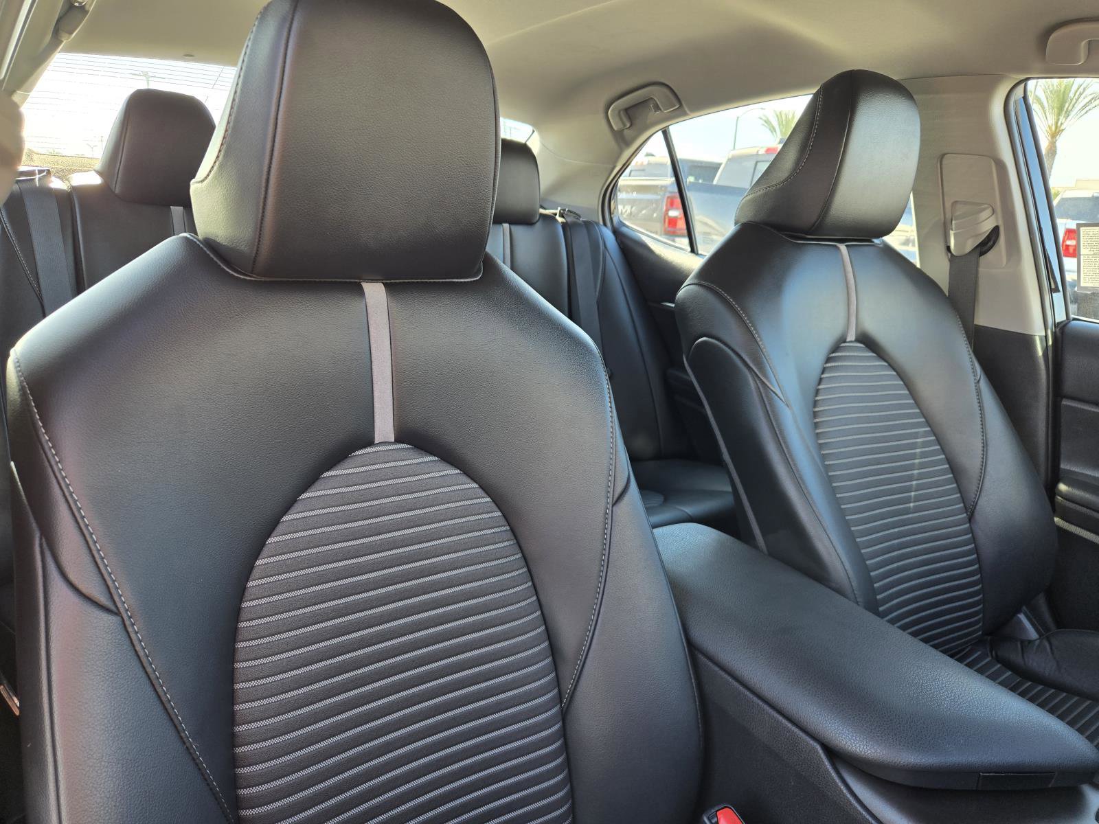 Used 2023 Toyota Camry SE FWD image 30