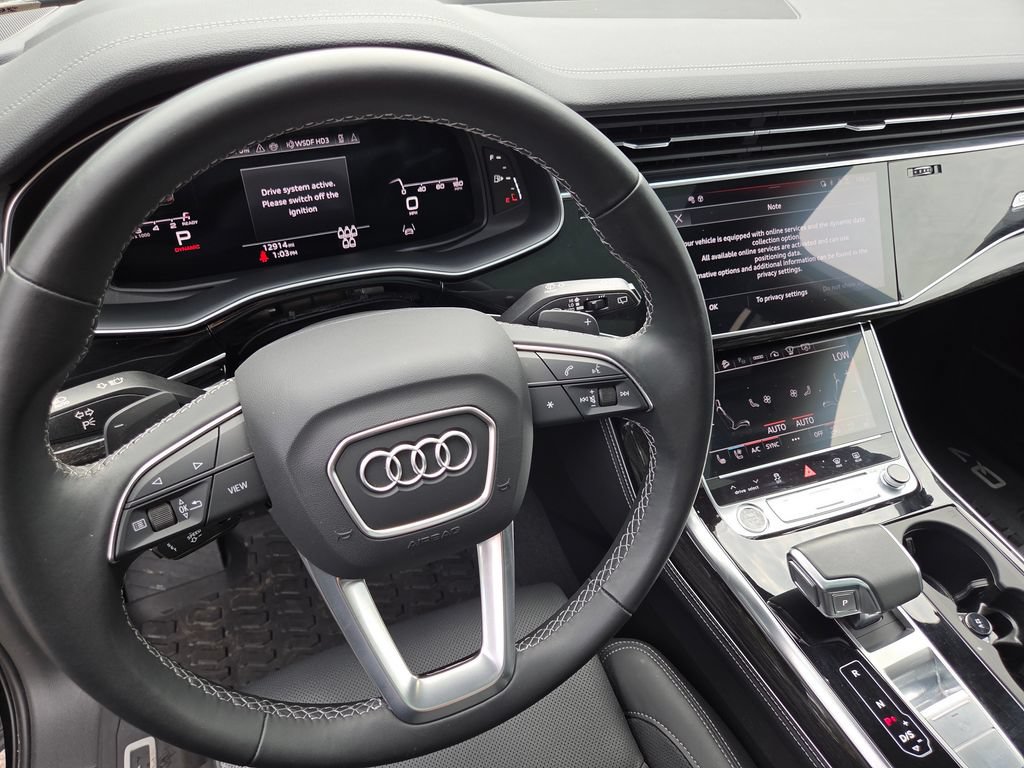 Used 2025 Audi Q7 3.0T Prestige AWD/4WD image 37