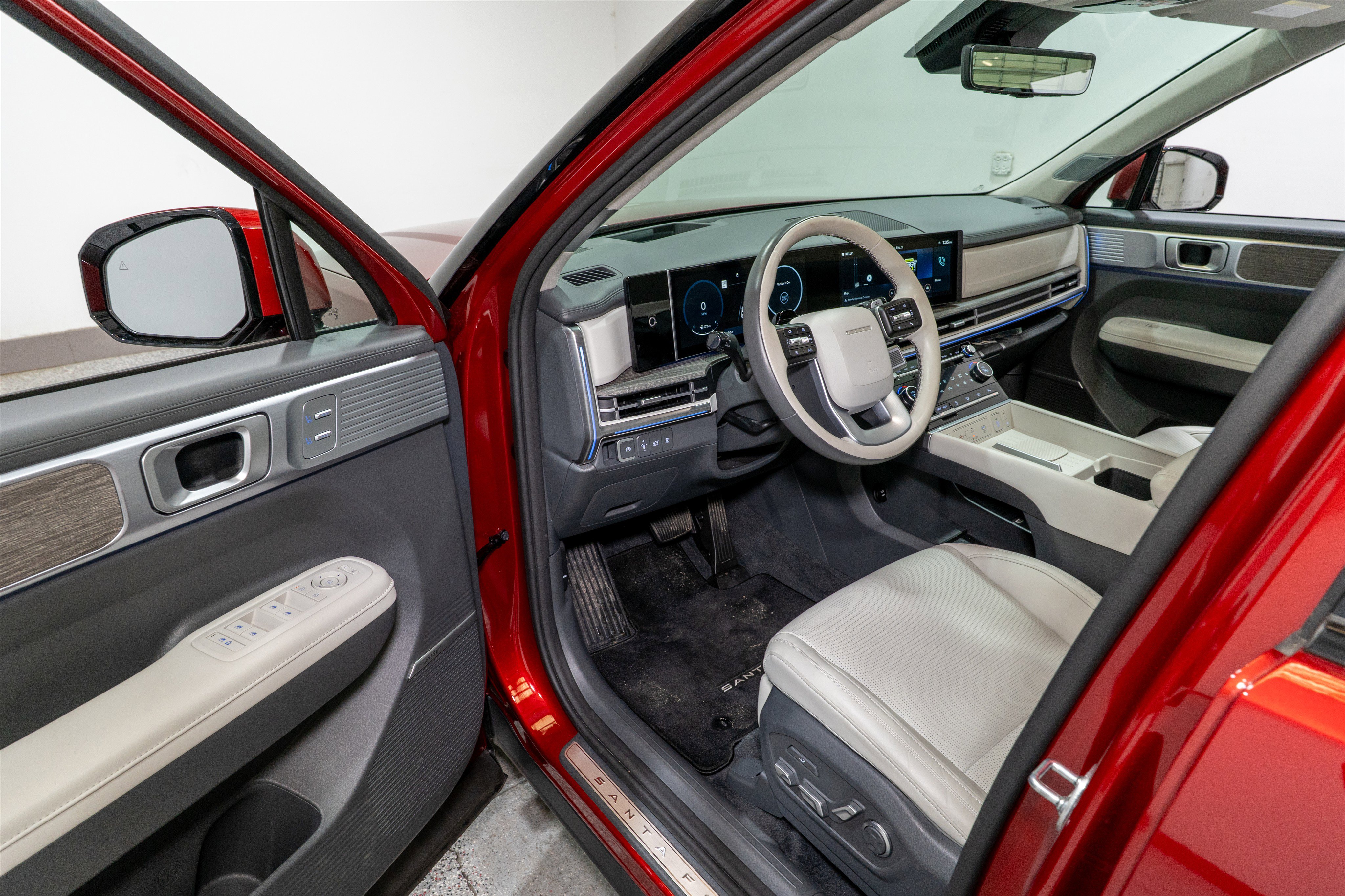 Used 2025 Hyundai Santa Fe Calligraphy image 12