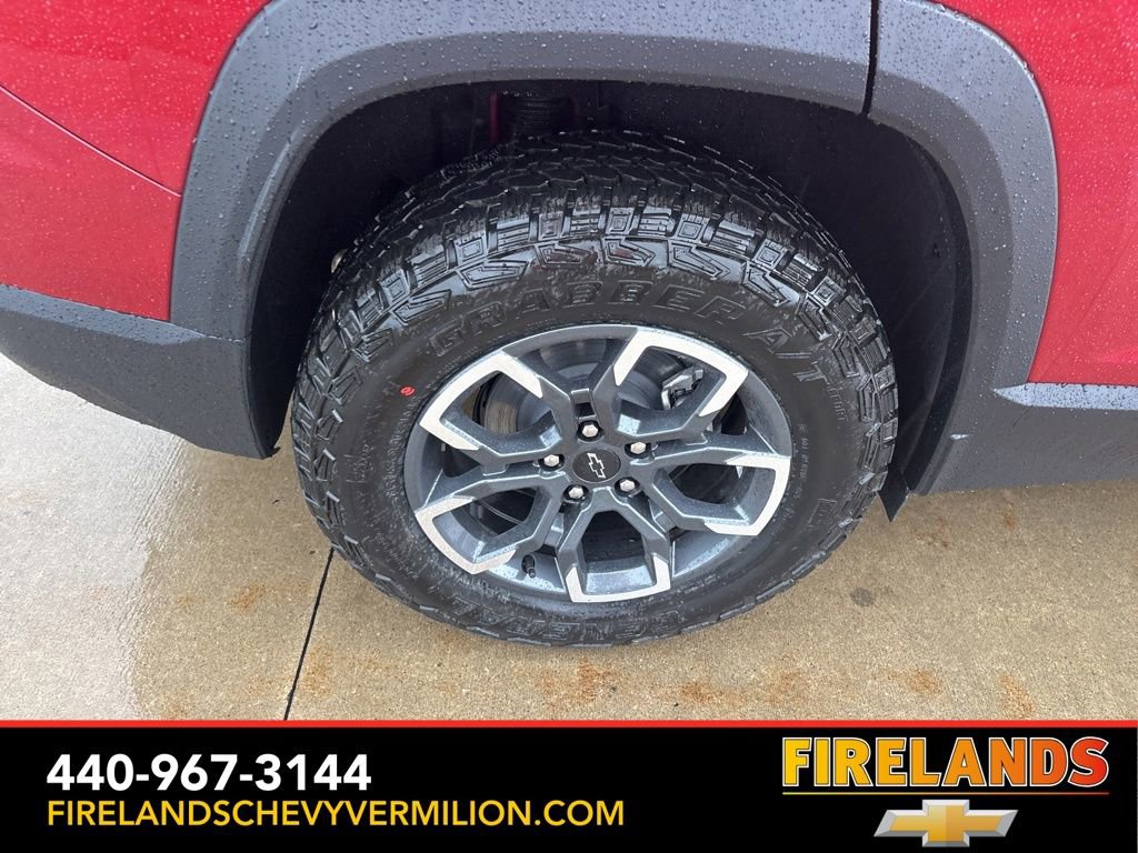 New 2026 Chevrolet Equinox ACTIV w/ Convenience Package III image 60