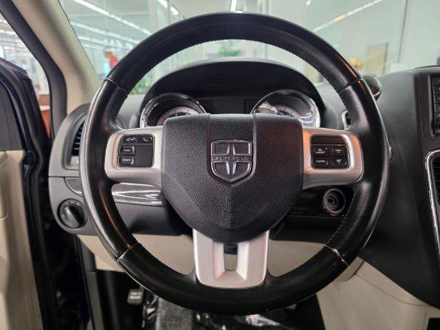 Used 2017 Dodge Grand Caravan SE w/ Power Window Group FWD image 10