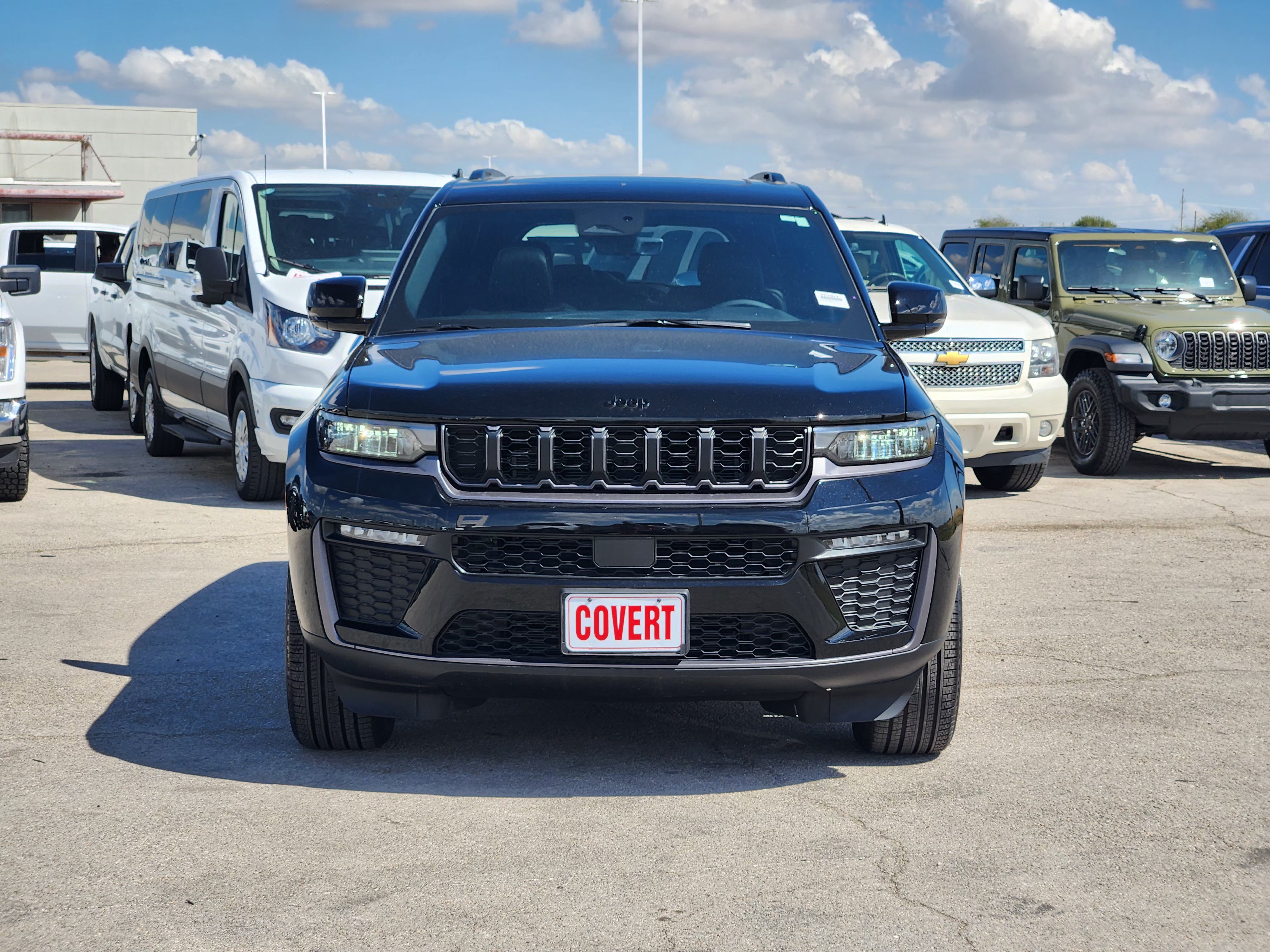 Used 2026 Jeep Grand Cherokee L Limited w/ Limited Altitude Package AWD/4WD image 2