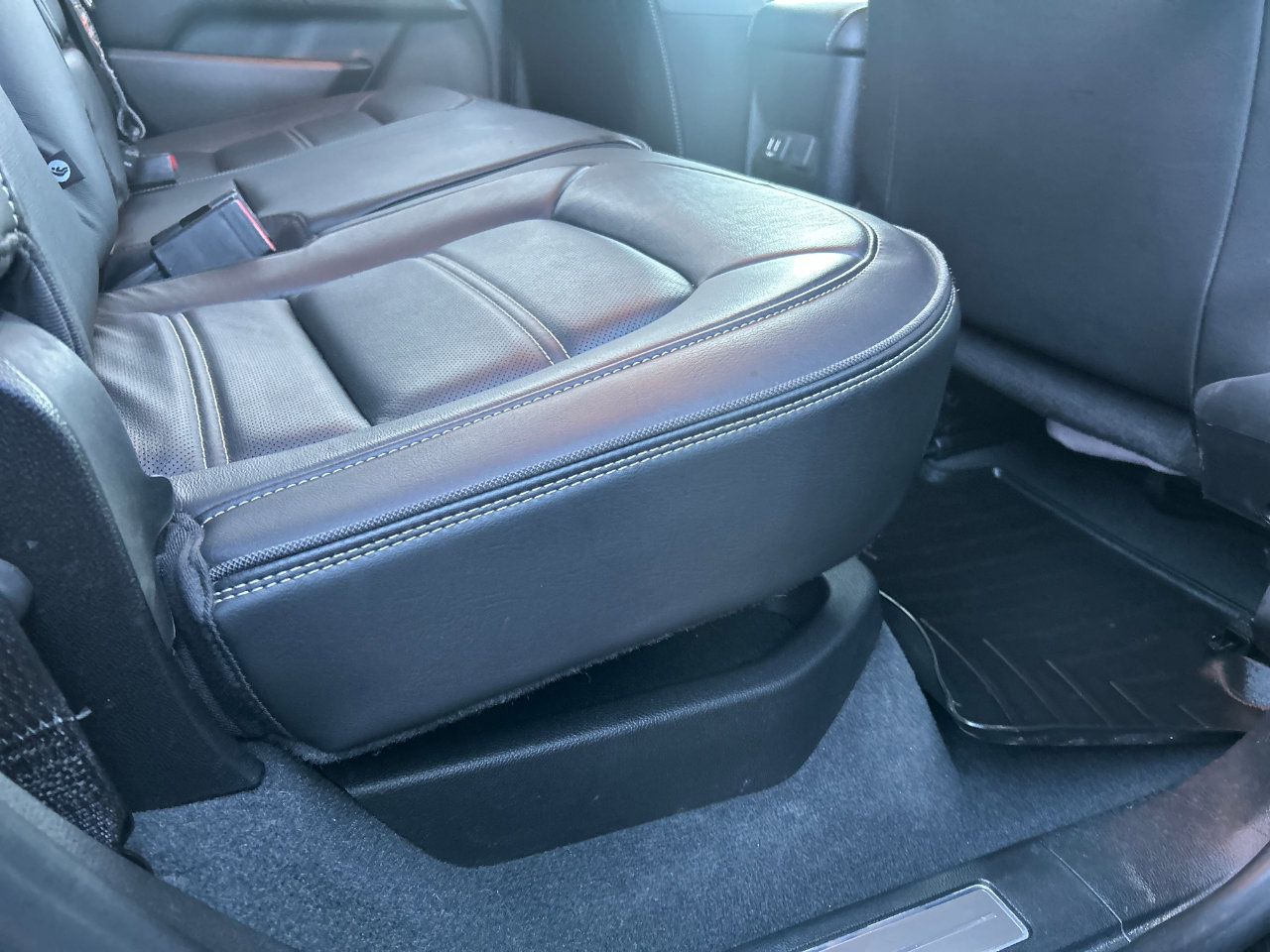 Used 2021 GMC Canyon Denali image 19