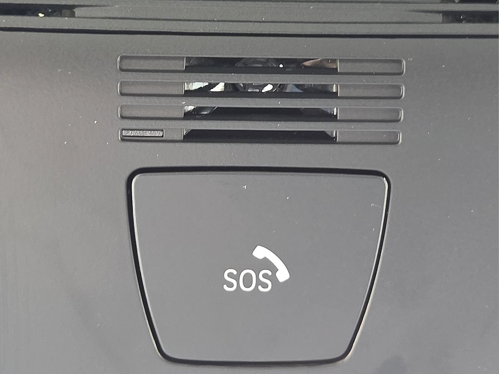 Used 2025 BMW 330i Sedan RWD image 21