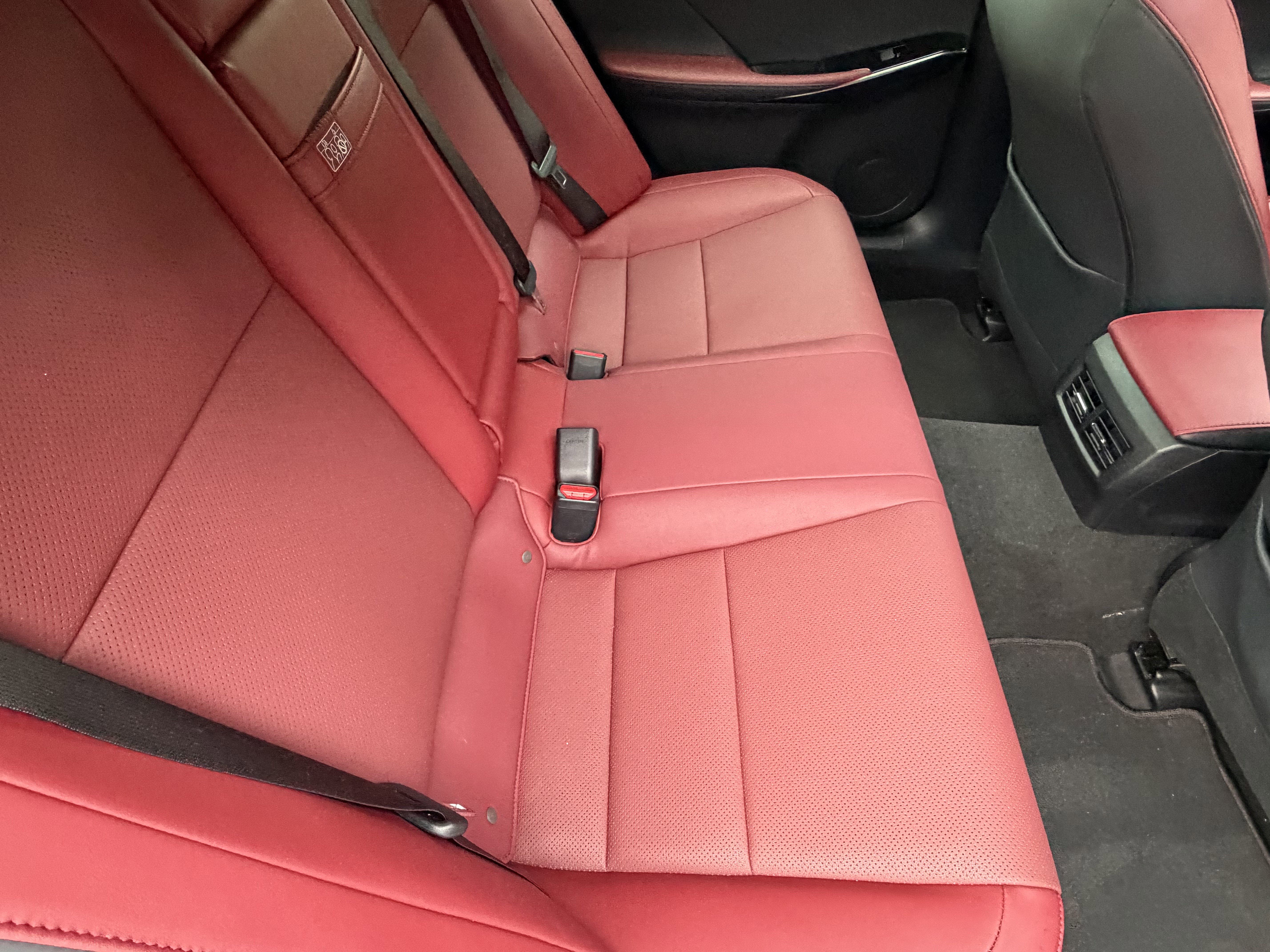 Used 2024 Lexus IS 350 F Sport RWD image 40