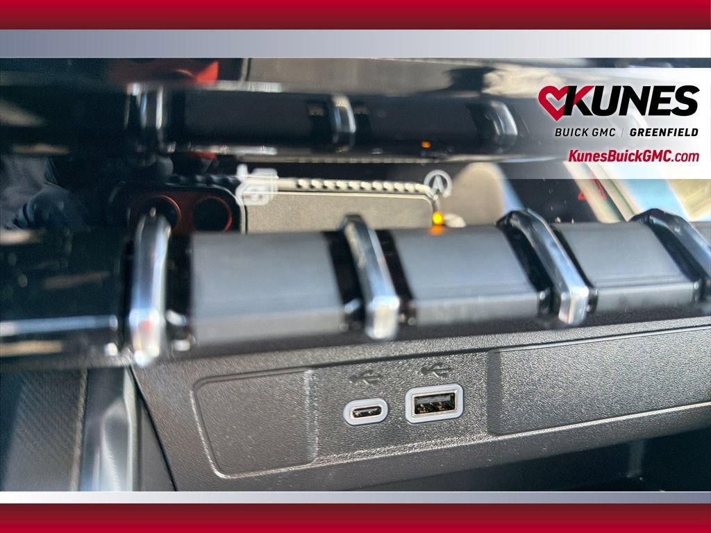 New 2026 GMC Canyon Elevation w/ Convenience Package image 24