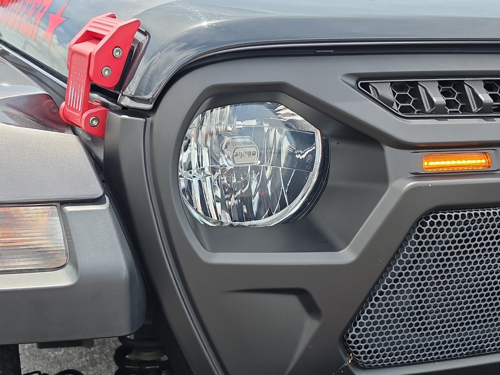 Used 2022 Jeep Gladiator Rubicon w/ Trailer Tow Package AWD/4WD image 7