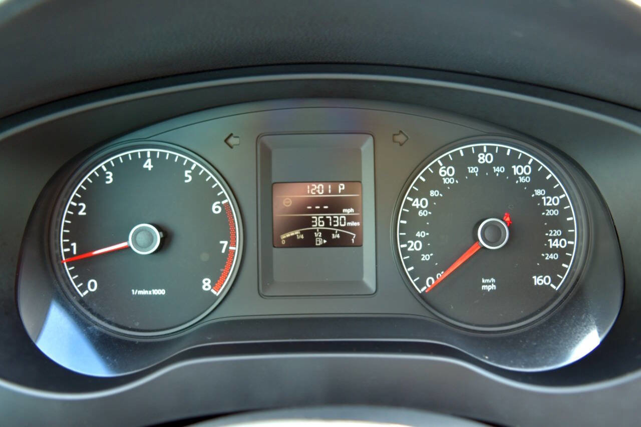 Used 2014 Volkswagen Jetta S image 39