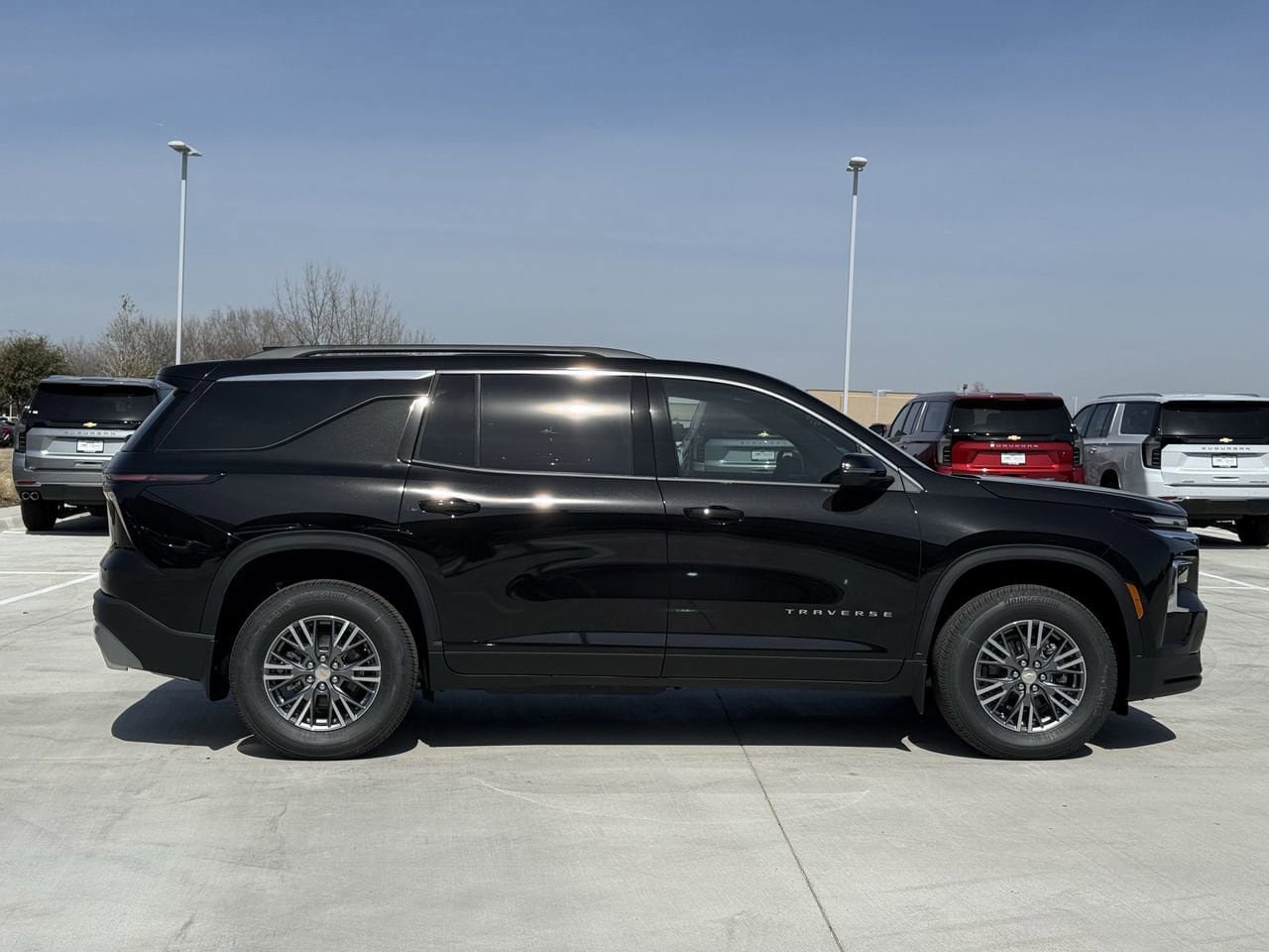 New 2026 Chevrolet Traverse LT image 3