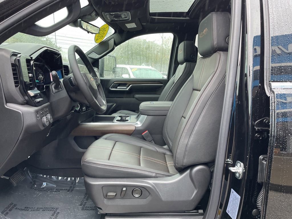 New 2026 Chevrolet Silverado 2500 High Country w/ High Country Premium Package image 4