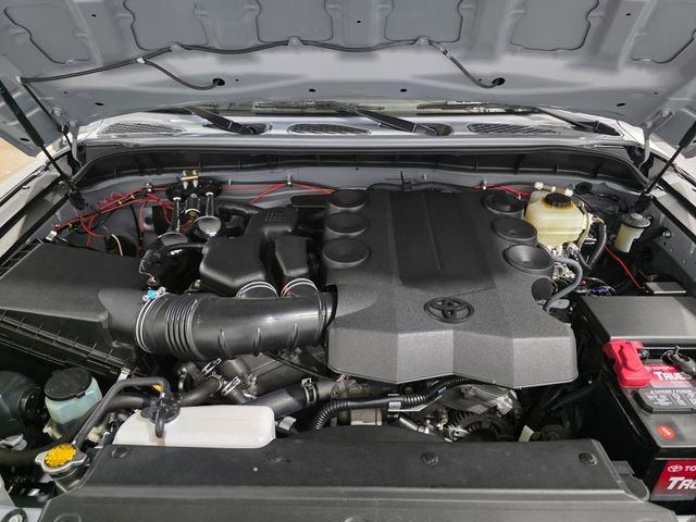 Used 2014 Toyota FJ Cruiser 4WD w/ Convenience Package image 26