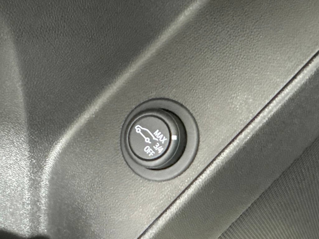 Certified 2024 Chevrolet Equinox LT AWD/4WD image 28