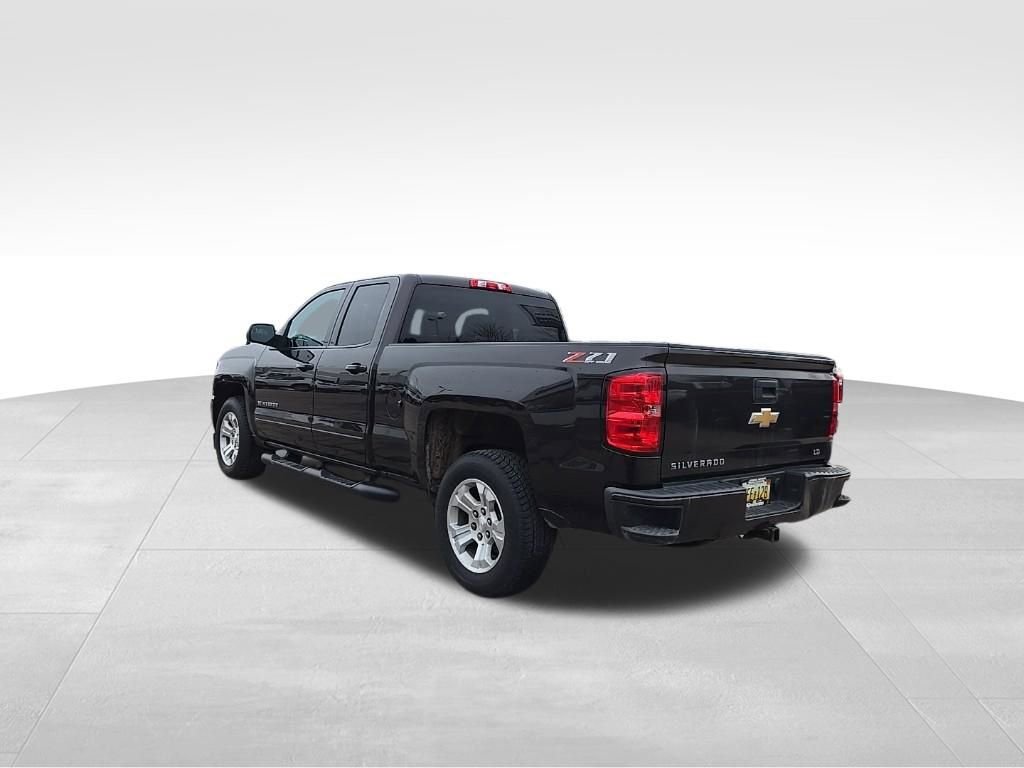 Used 2019 Chevrolet Silverado 1500 LT w/ All Star Edition image 4