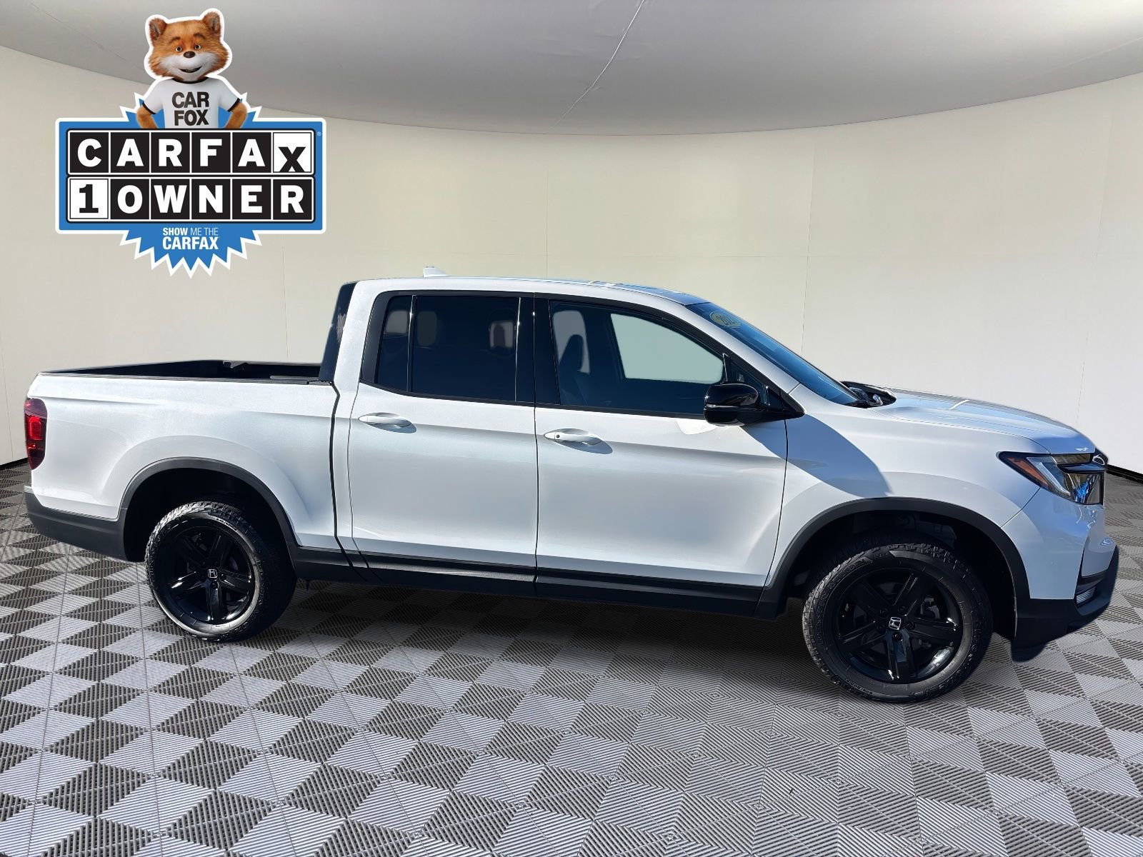 Certified 2023 Honda Ridgeline Black Edition image 2