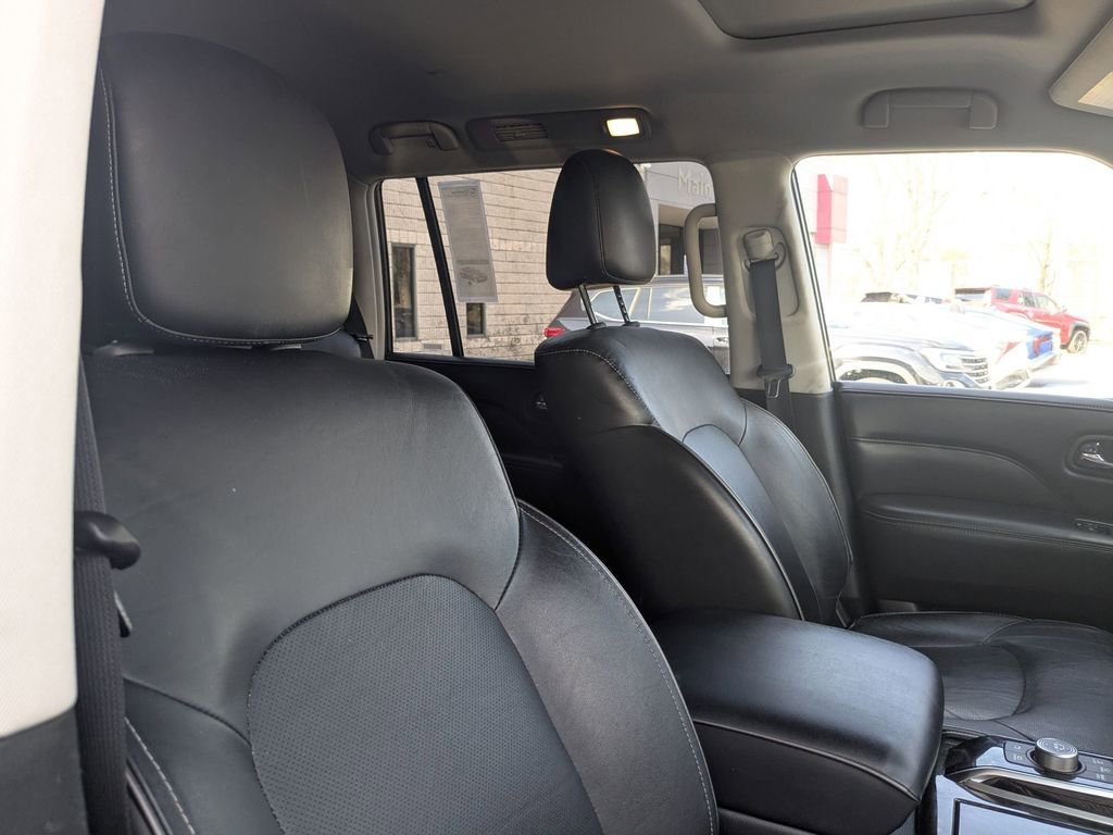 Used 2024 INFINITI QX80 Luxe image 31
