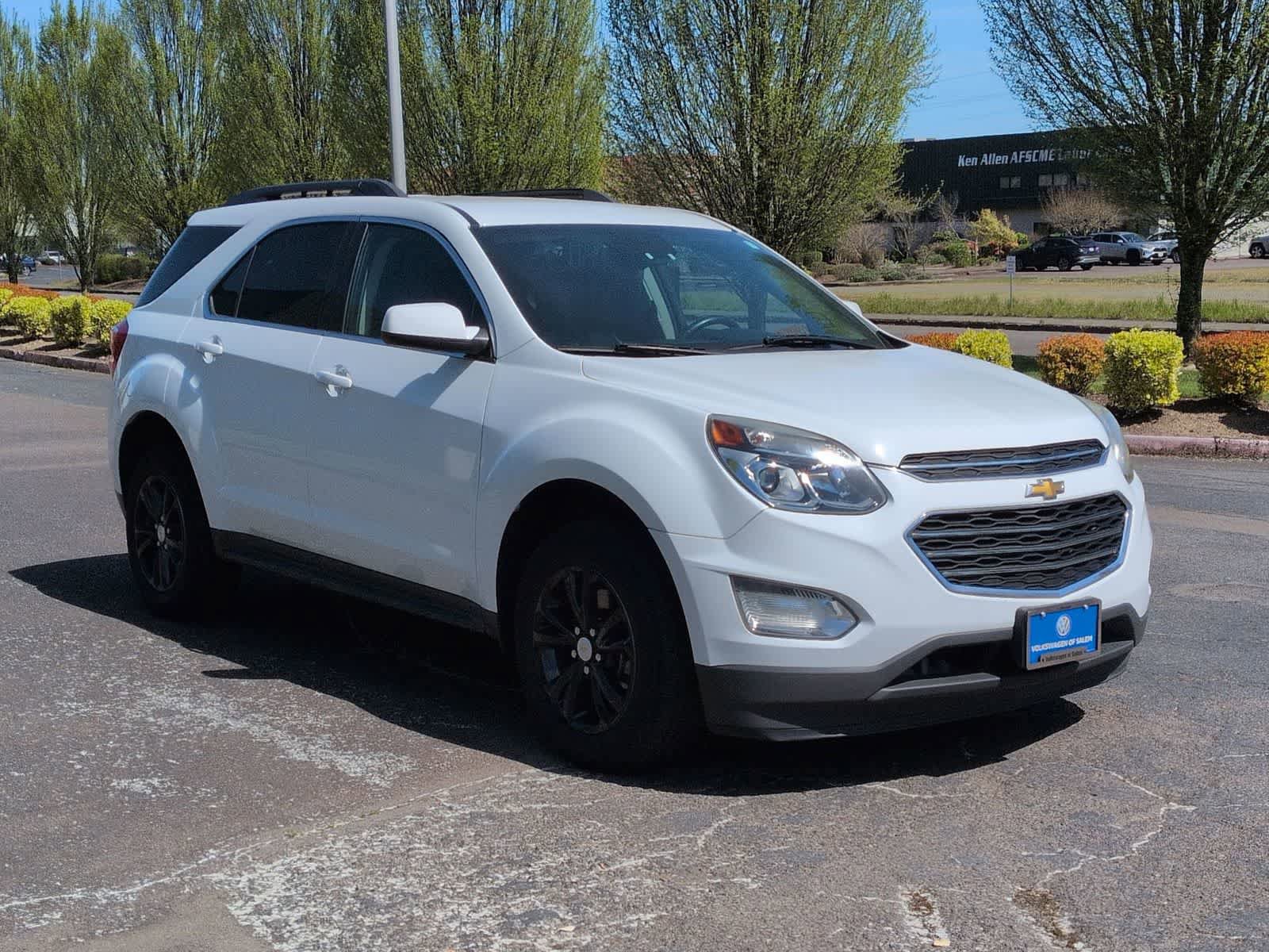 Used 2017 Chevrolet Equinox LT w/ Convenience Package FWD image 8