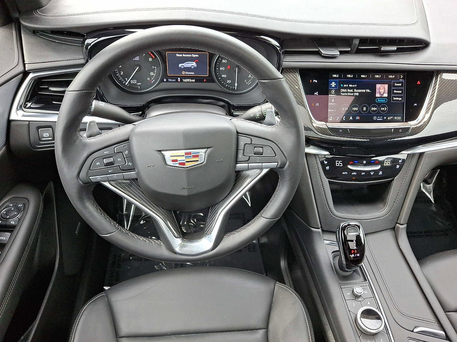 Certified 2024 Cadillac XT6 Sport w/ Technology Package AWD/4WD image 22