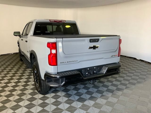 Used 2024 Chevrolet Silverado 1500 ZR2 w/ Technology Package AWD/4WD image 9