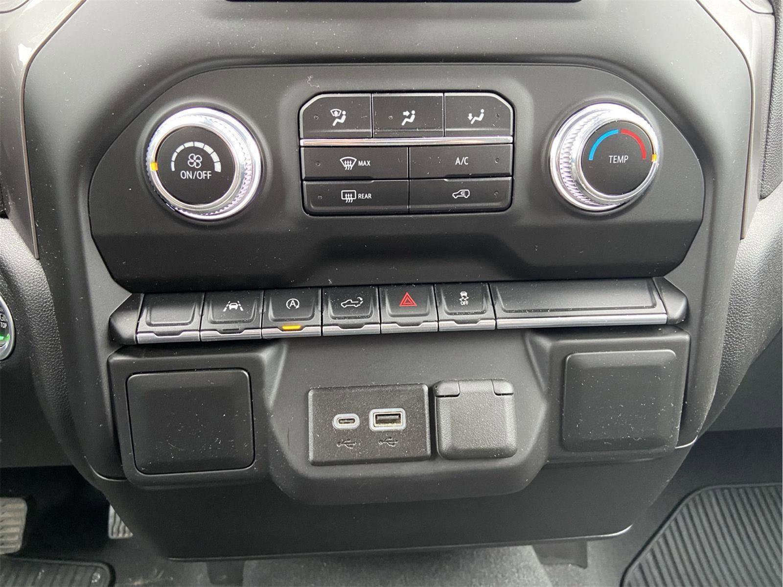 Used 2023 GMC Sierra 1500 Pro w/ Graphite Edition image 31