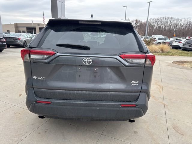 Used 2025 Toyota RAV4 XLE AWD/4WD image 6
