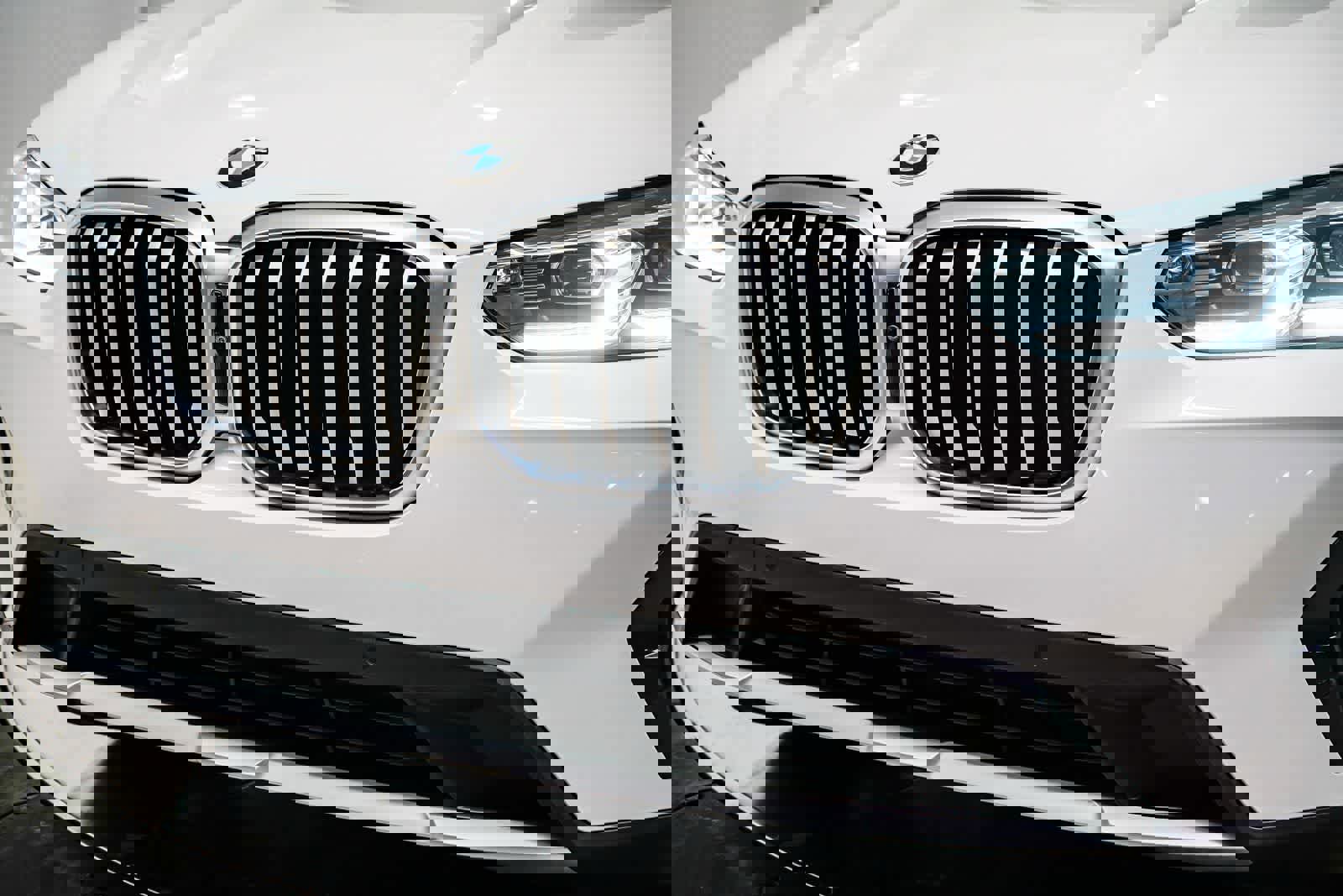 Used 2024 BMW X3 sDrive30i w/ Convenience Package RWD image 8