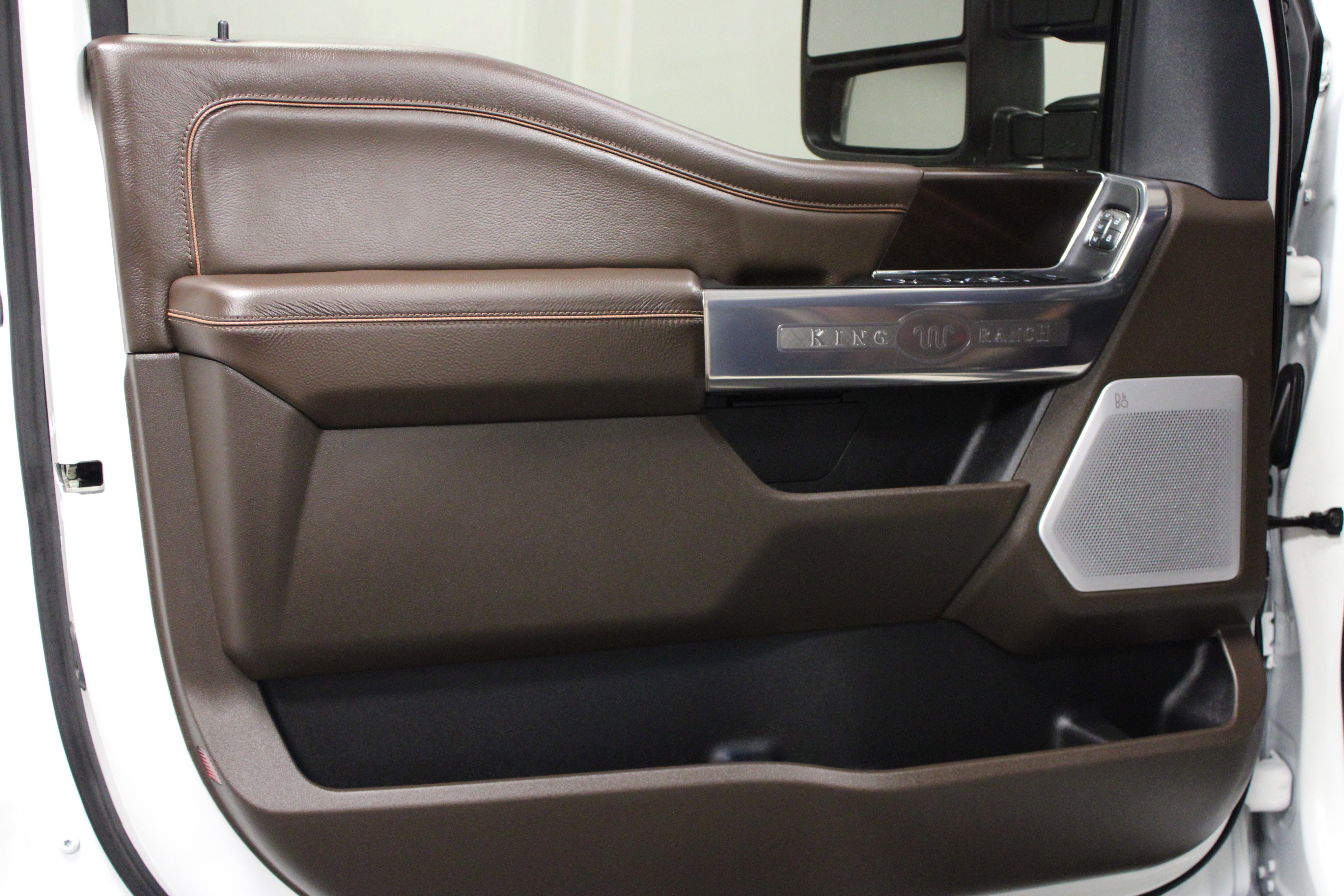 Used 2025 Ford F350 King Ranch image 11