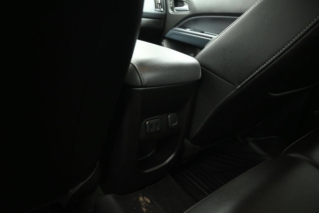 Used 2018 Chevrolet Colorado Z71 RWD image 17
