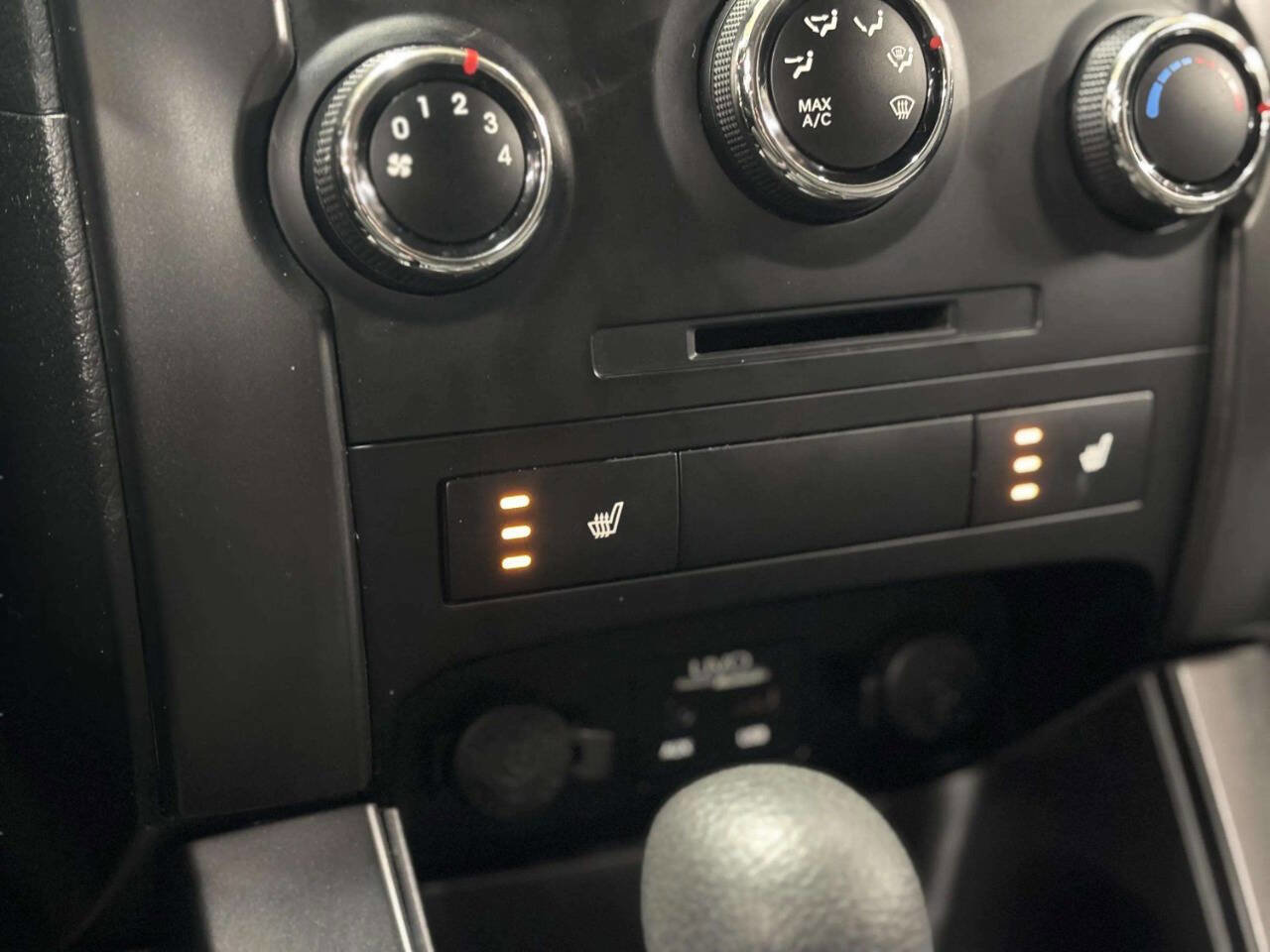 Used 2013 Kia Sorento LX w/ Convenience Pkg image 26