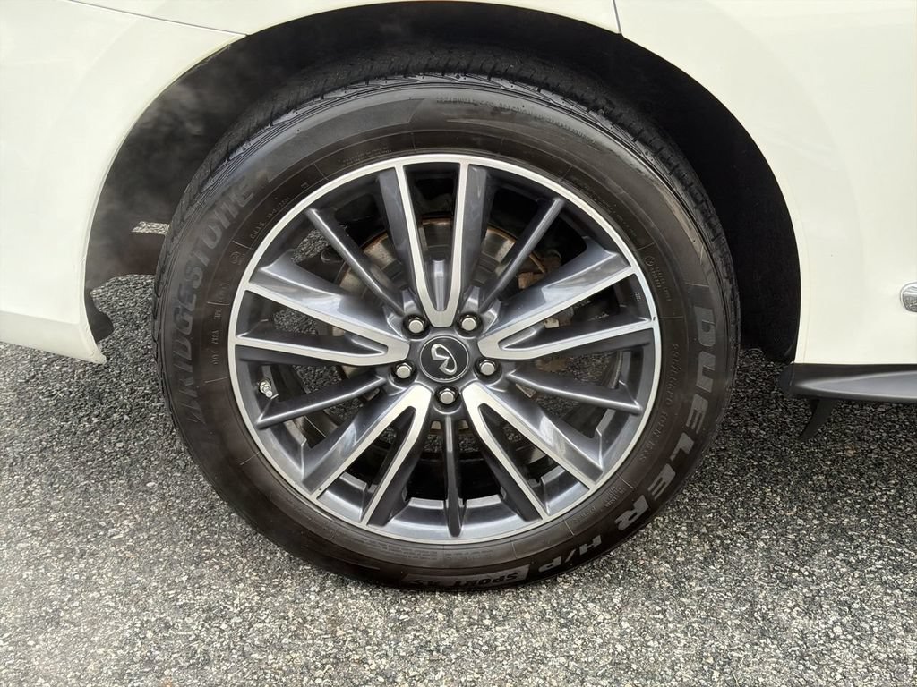 Used 2017 INFINITI QX60 Luxe w/ Deluxe Technology Package AWD/4WD image 12