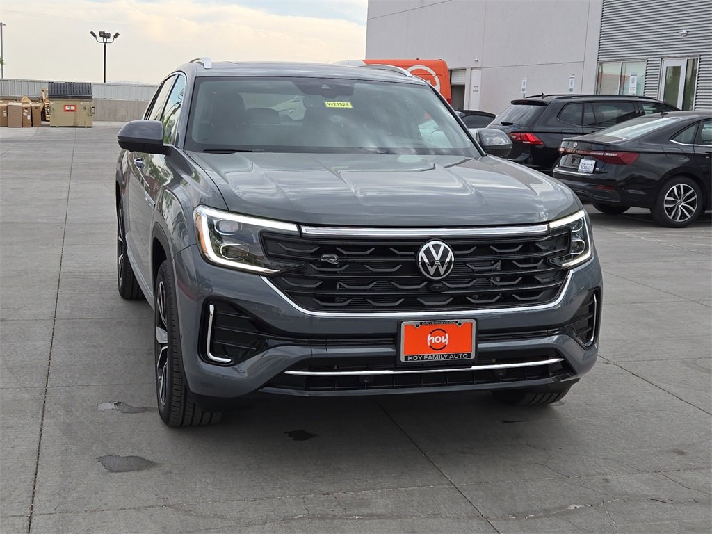 New 2025 Volkswagen Atlas Cross Sport SEL Premium R-Line image 2