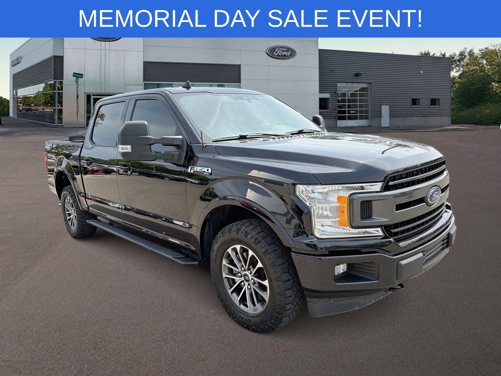 Used 2019 Ford F150 XLT w/ Equipment Group 302A Luxury AWD/4WD image 2