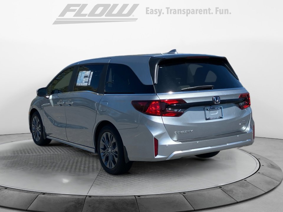 New 2026 Honda Odyssey Touring image 5