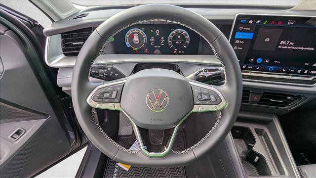 New 2026 Volkswagen Tiguan SE image 14