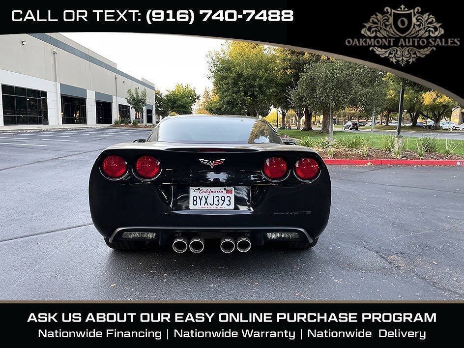 Used 2005 Chevrolet Corvette Coupe w/ Preferred Equipment Group RWD image 7