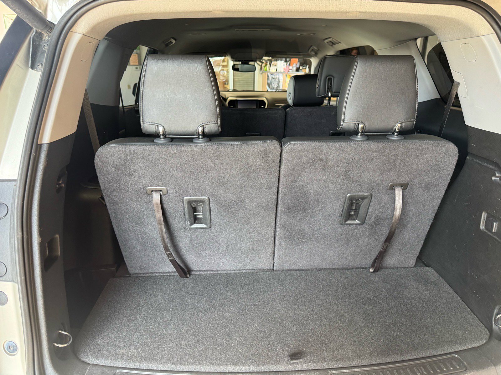 Used 2017 GMC Acadia SLT image 8