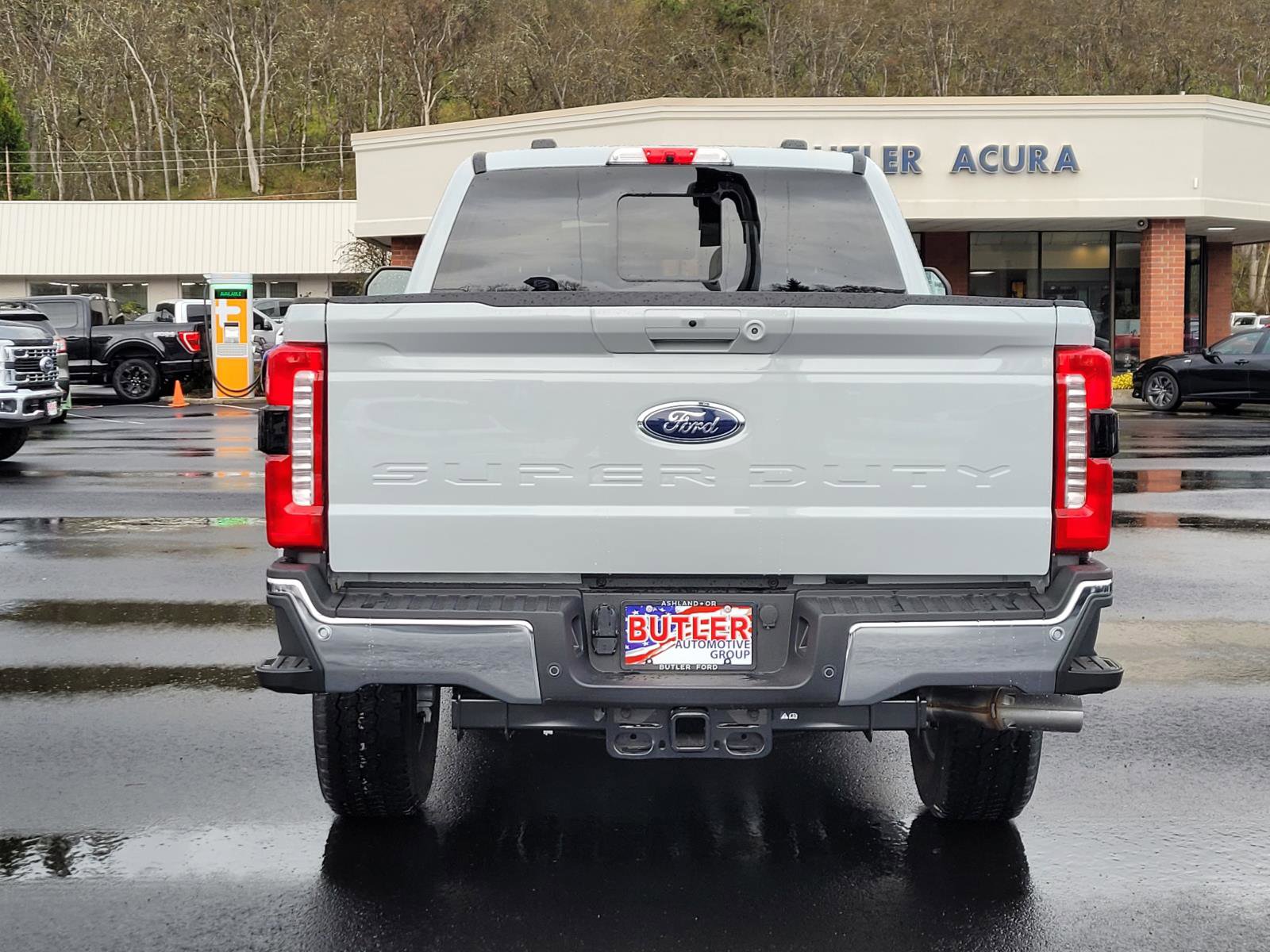 New 2026 Ford F250 Lariat w/ FX4 Off-Road Package image 6