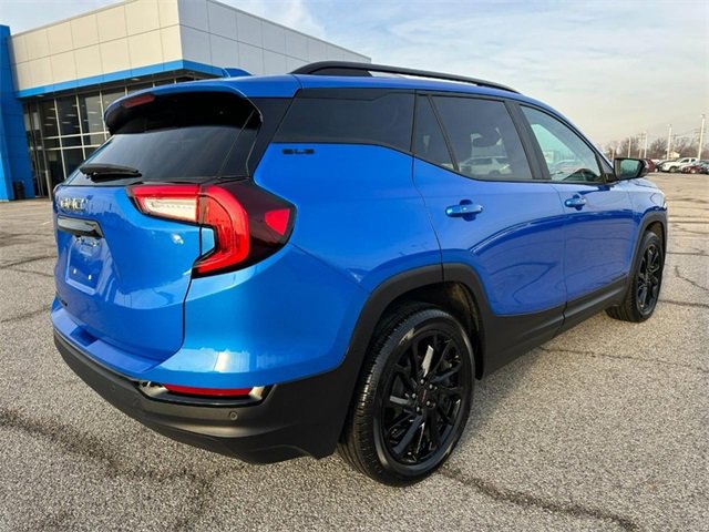 Certified 2024 GMC Terrain SLE w/ Driver Convenience Package image 7