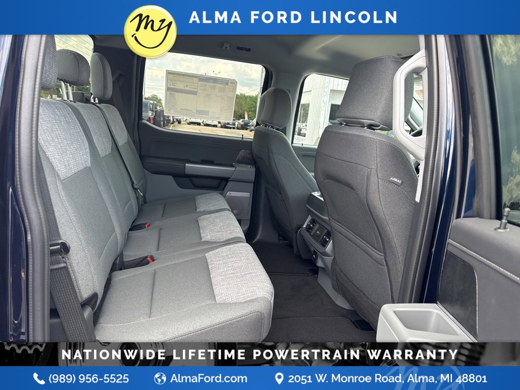New 2025 Ford F350 XLT w/ Black Appearance Package image 22