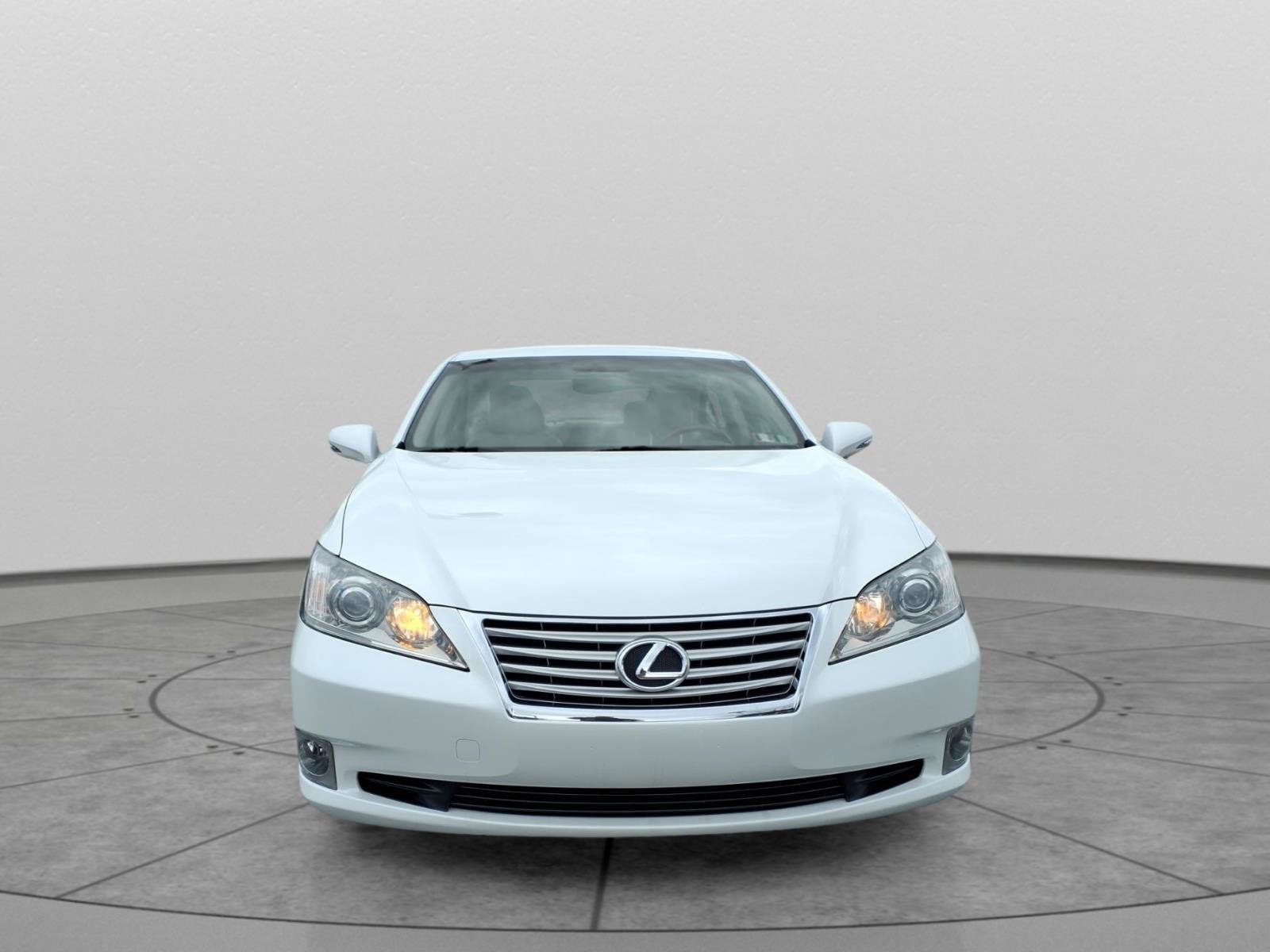 Used 2010 Lexus ES 350 image 2