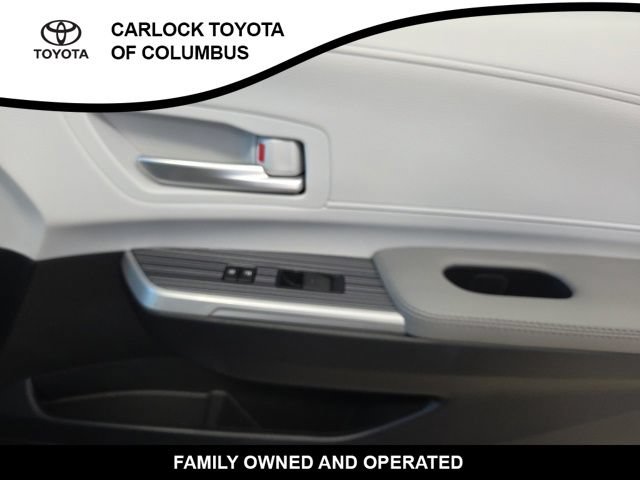 Used 2026 Toyota Sienna XLE FWD image 20