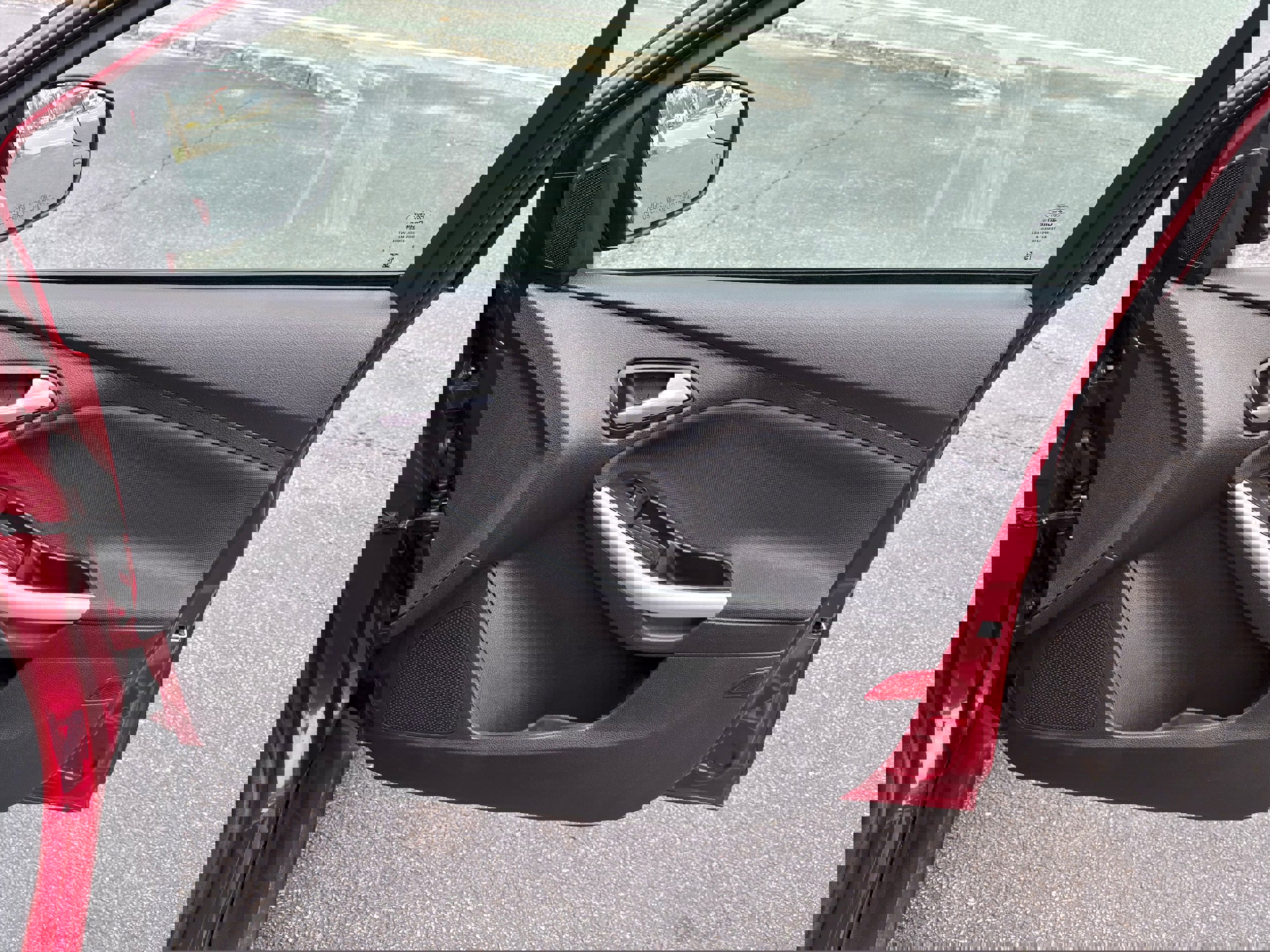 Used 2014 Ford Focus SE w/ Equipment Group 201A image 22