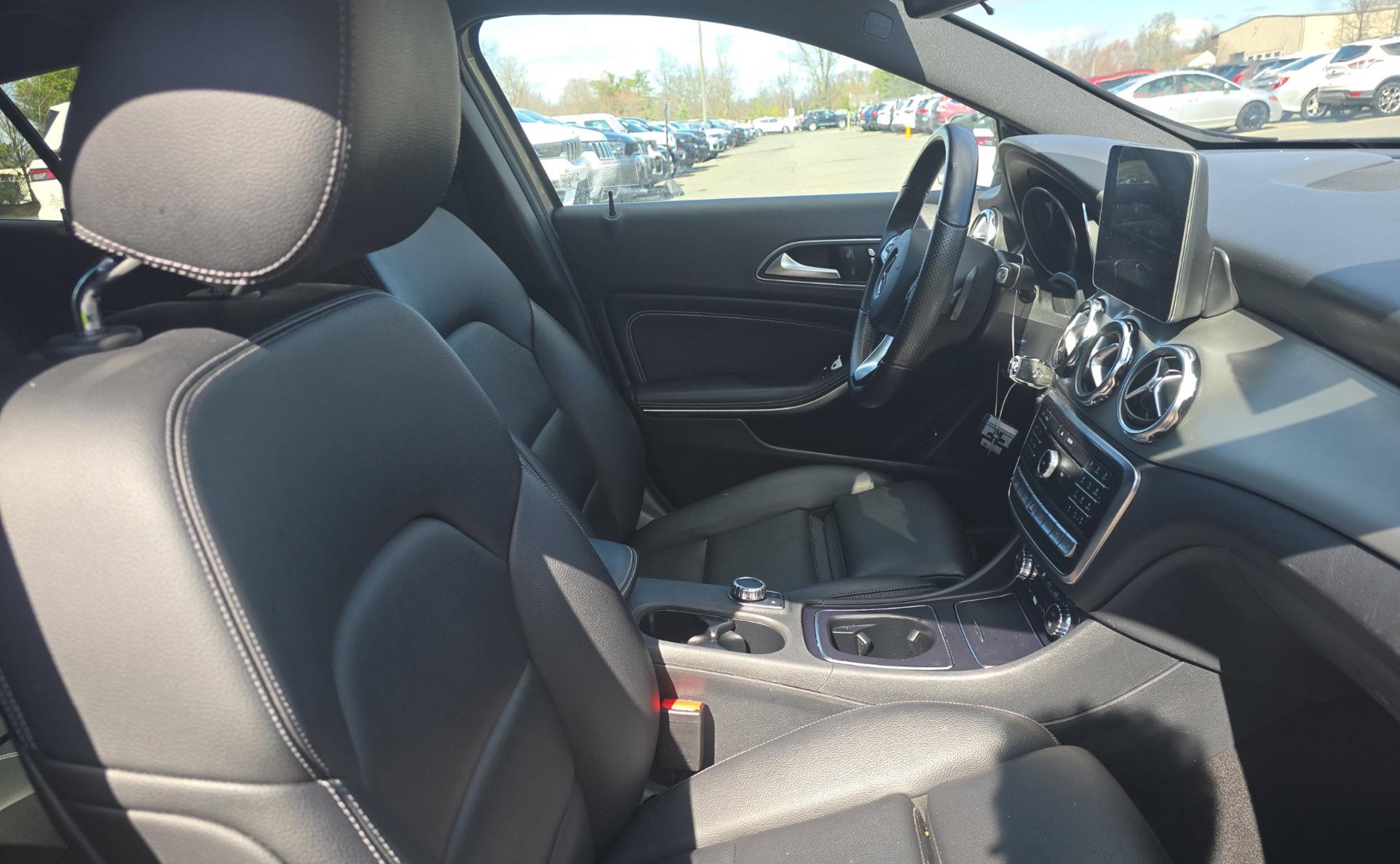 Used 2019 Mercedes-Benz GLA 250 4MATIC image 6