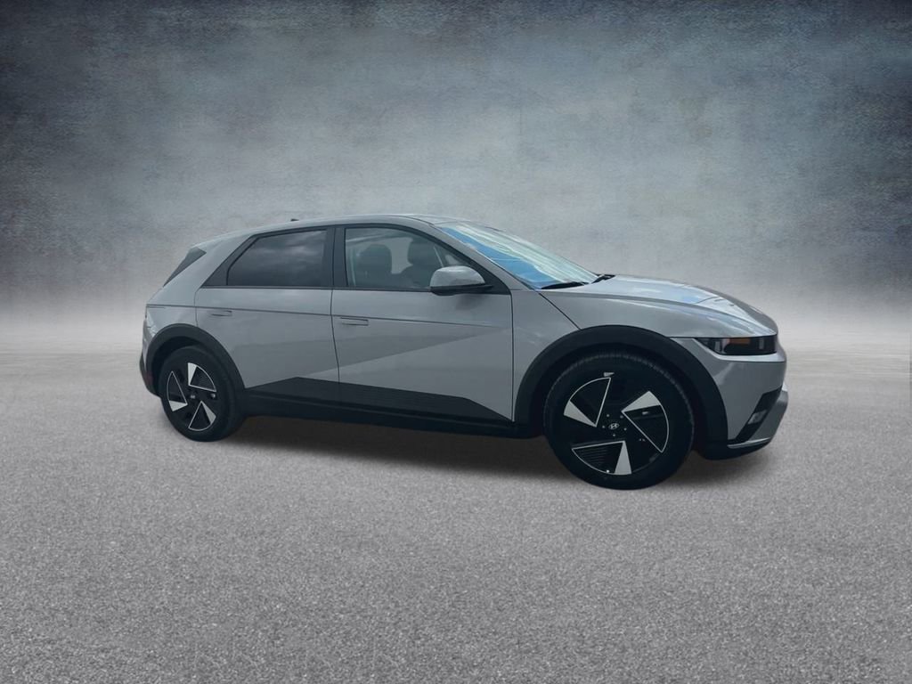 New 2025 Hyundai Ioniq 5 SE image 25